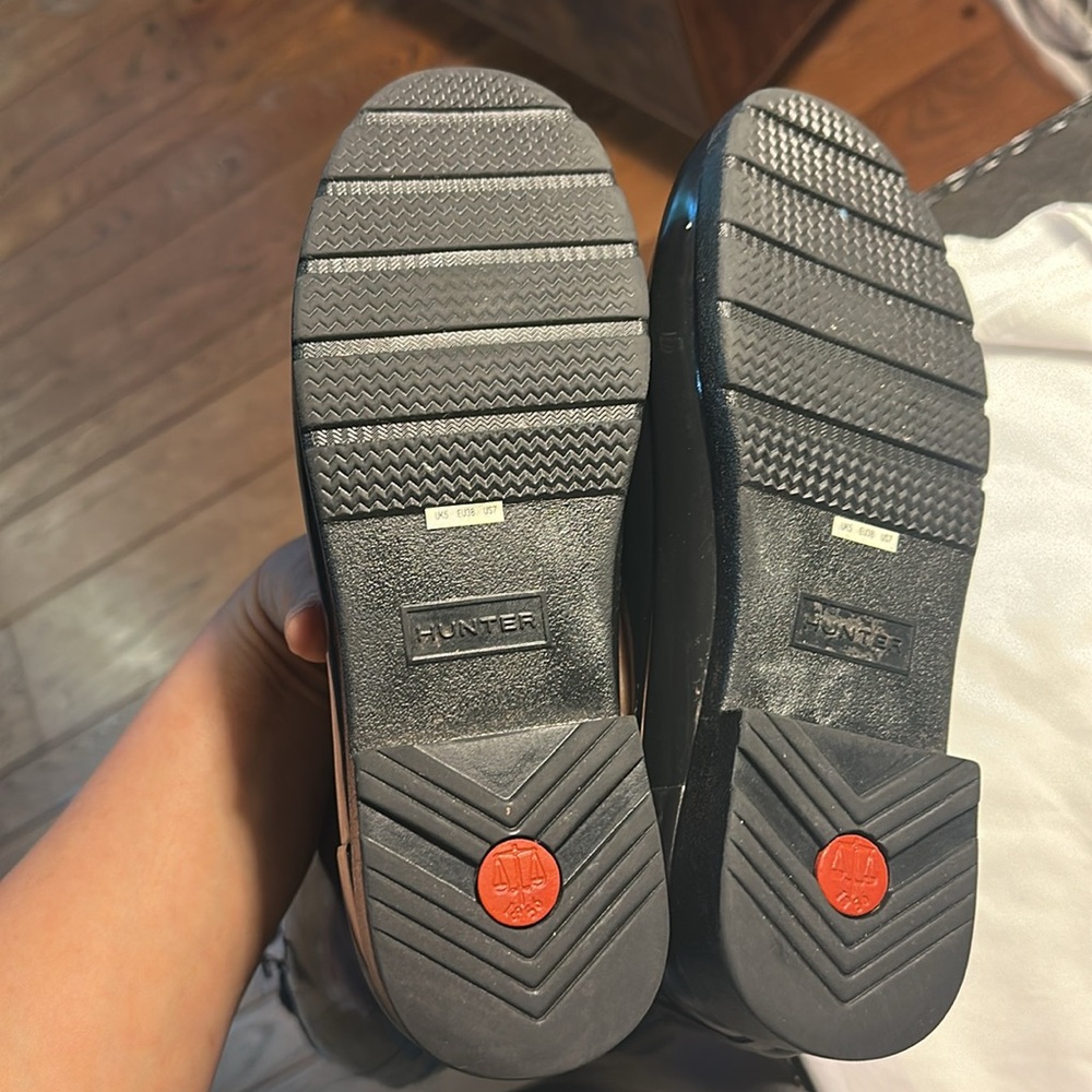 Hunter Black Tall Rain Boots - Picture 15 of 17